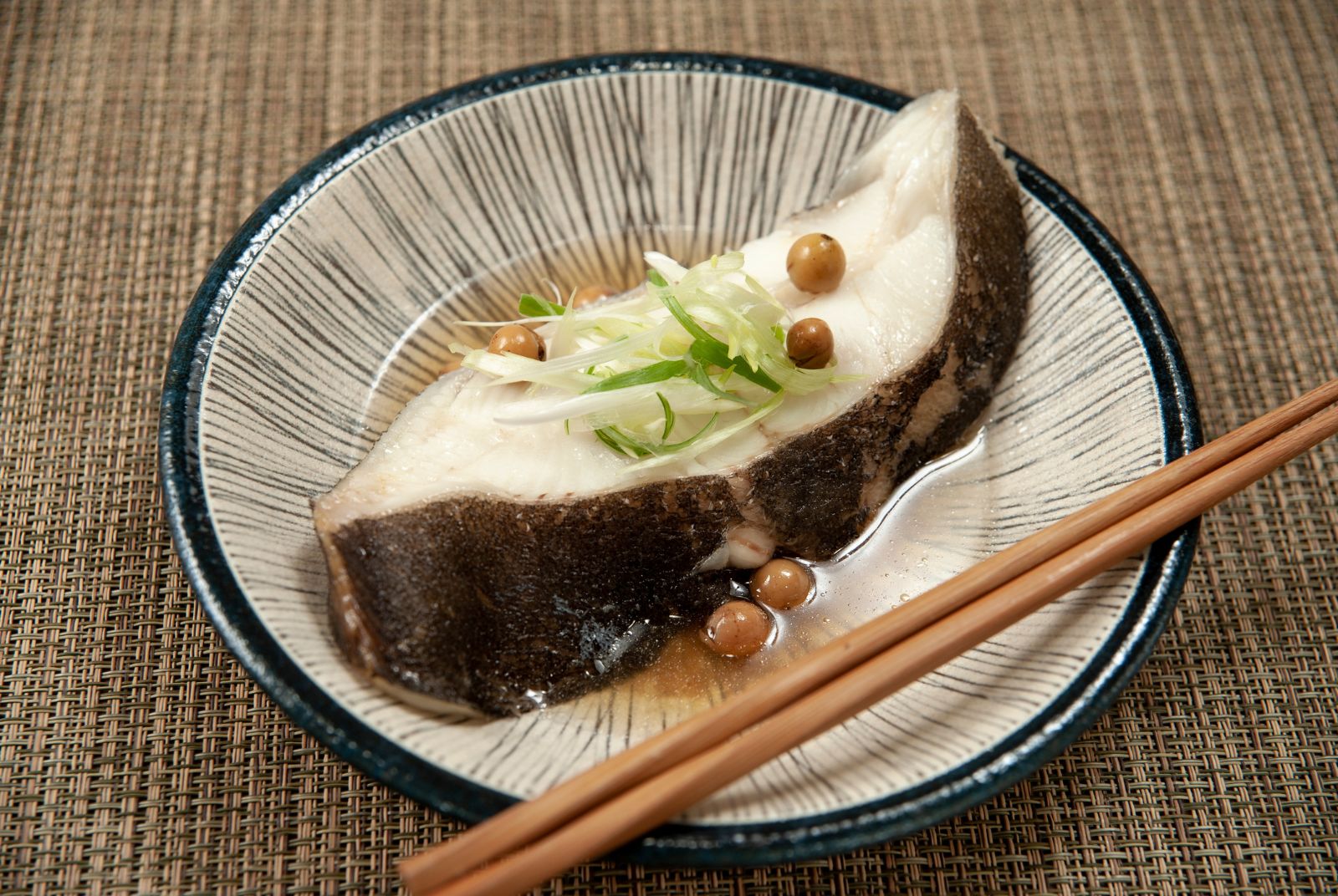 年紀大改飲食來得及？最新研究：只要4週「滷肉換蒸魚」，血管和大腦都逆齡