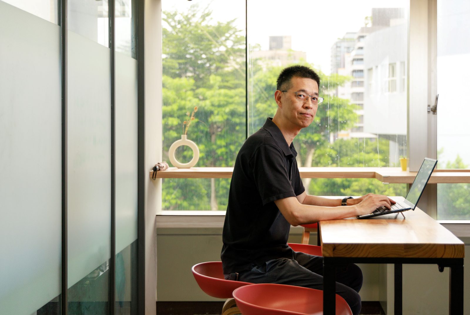 工作不用一個人全包！企業學會3招「拆工作」，讓資深人才繼續發揮價值