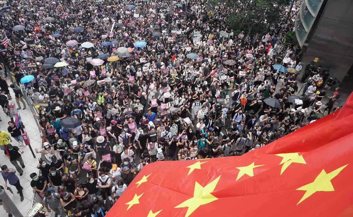 【香港現場採訪手記】之二：9 月 8 日美國領事館萬人陳情，「川普總統，請你解放香港」