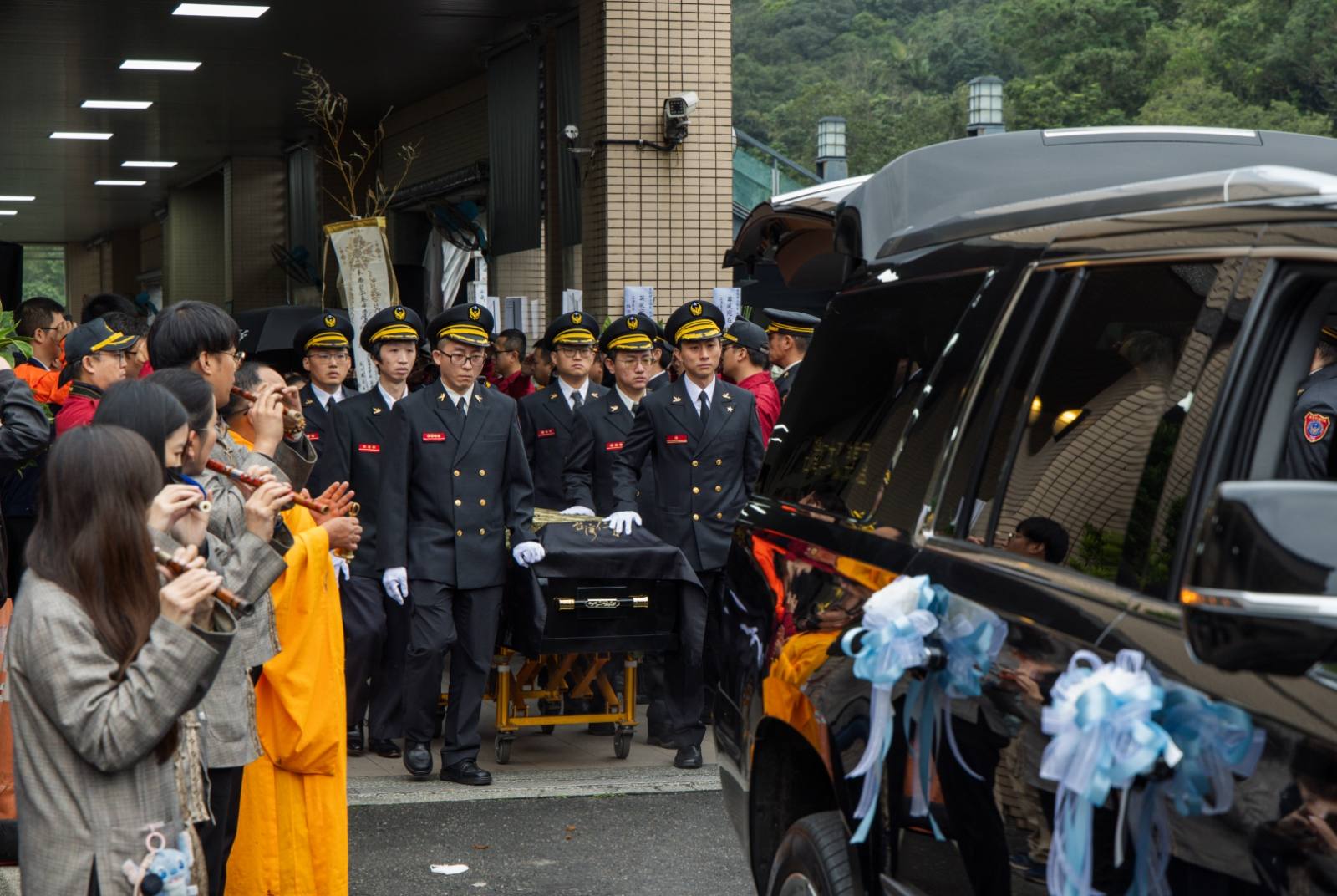 一人守護1605人，新北成消防重災區　遺孀告白：幸好兒子不想當消防員
