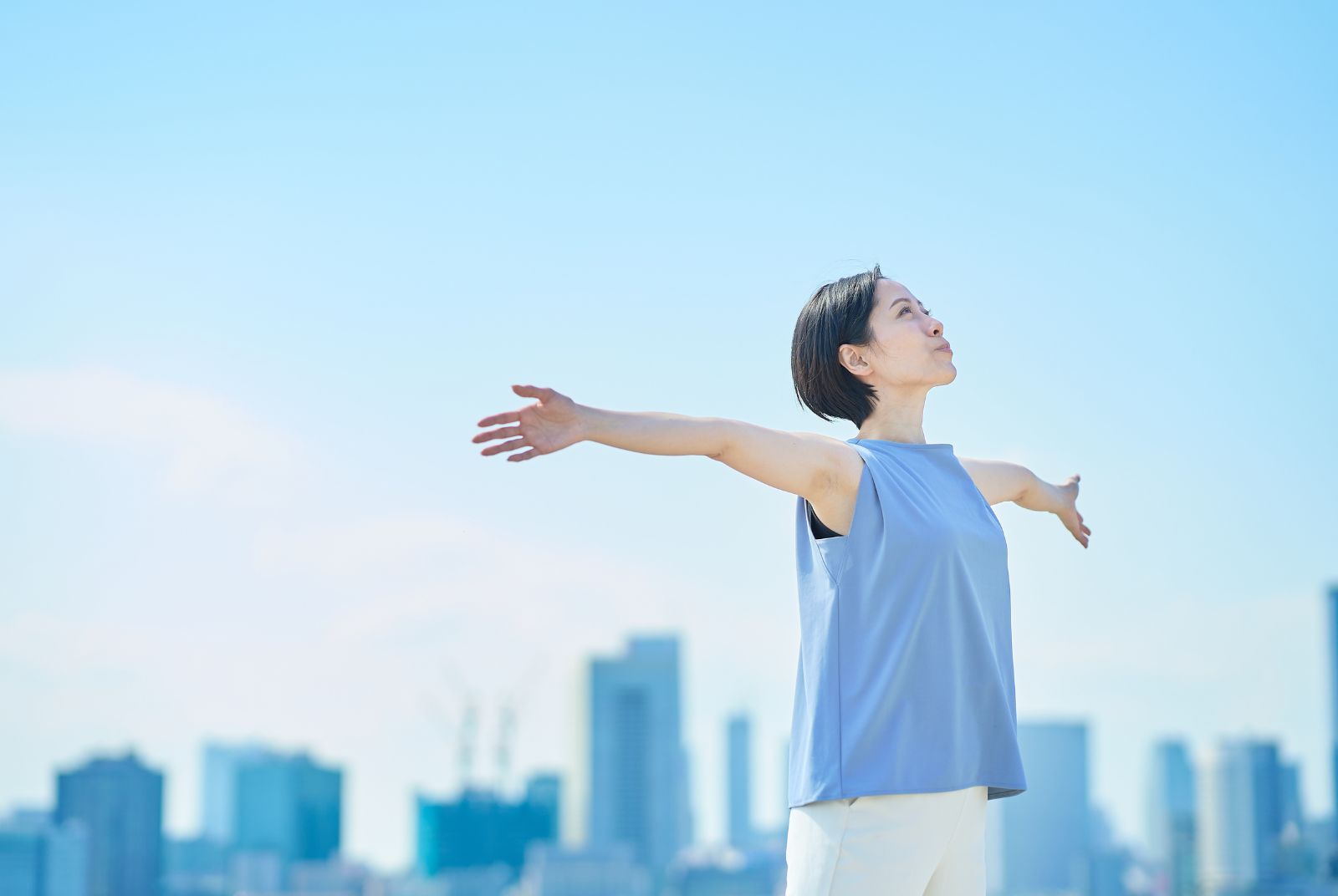 容易緊張焦慮？史丹佛研究：5分鐘「循環嘆息呼吸法」，比冥想更有效