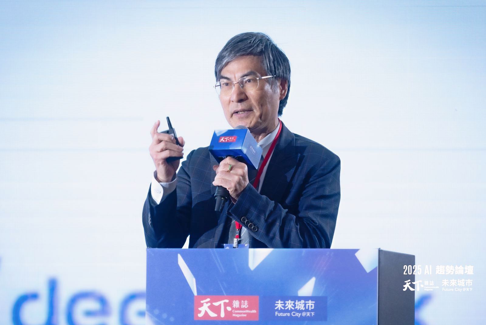 將DeepSeek融進客製化邊緣AI:台灣未來10年新戰場