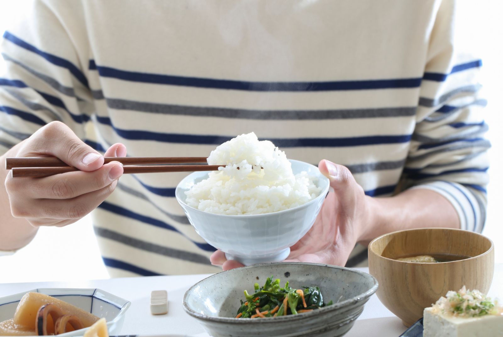 在家也能即時監測血糖、膽固醇嗎？AI如何幫助我們做個人化健康管理