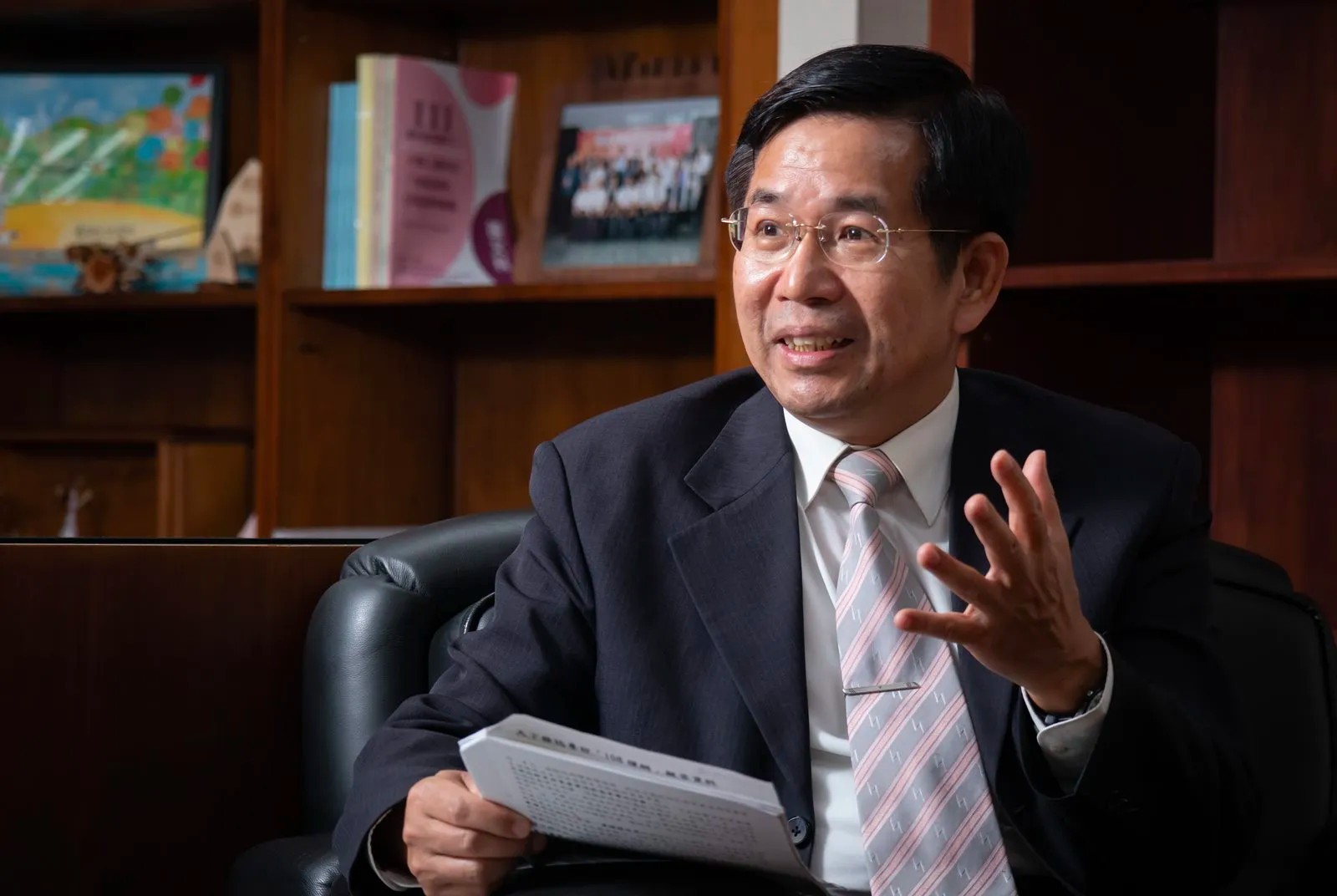 教育部長潘文忠：數位教學從馬拉松變跑百米，台灣要善用這個機會