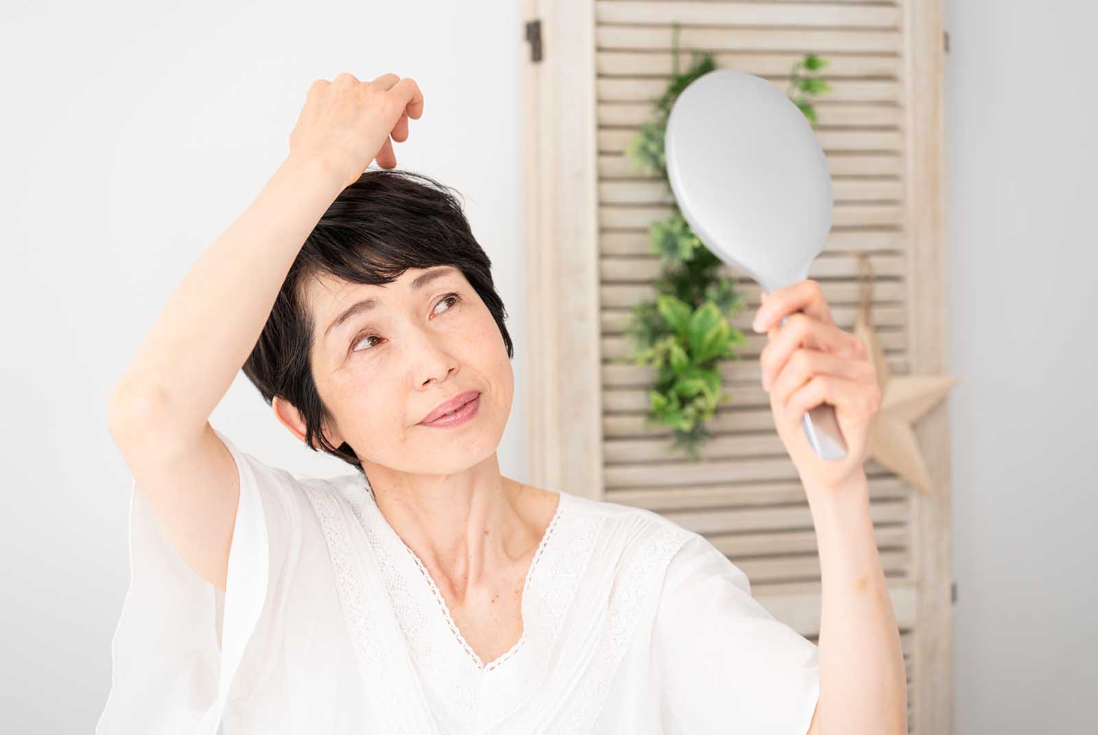 女性掉髮問題　養髮生髮，哪個有可能？哪個是智商稅？