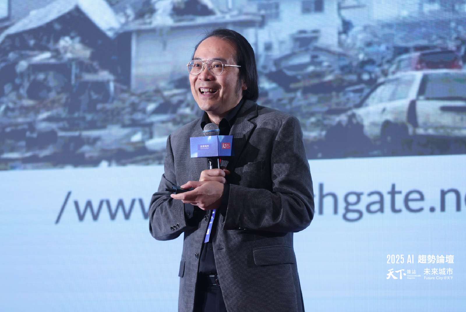 AI帶來製造業新變革!簡立峰:台積電智慧管理,可突破缺工問題